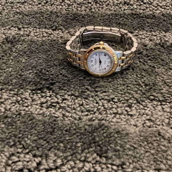 Raymond Weil Tango 5360 two toned ladies watch - Picture 2 of 3